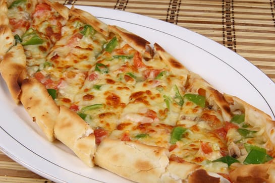 Sebzeli pide
